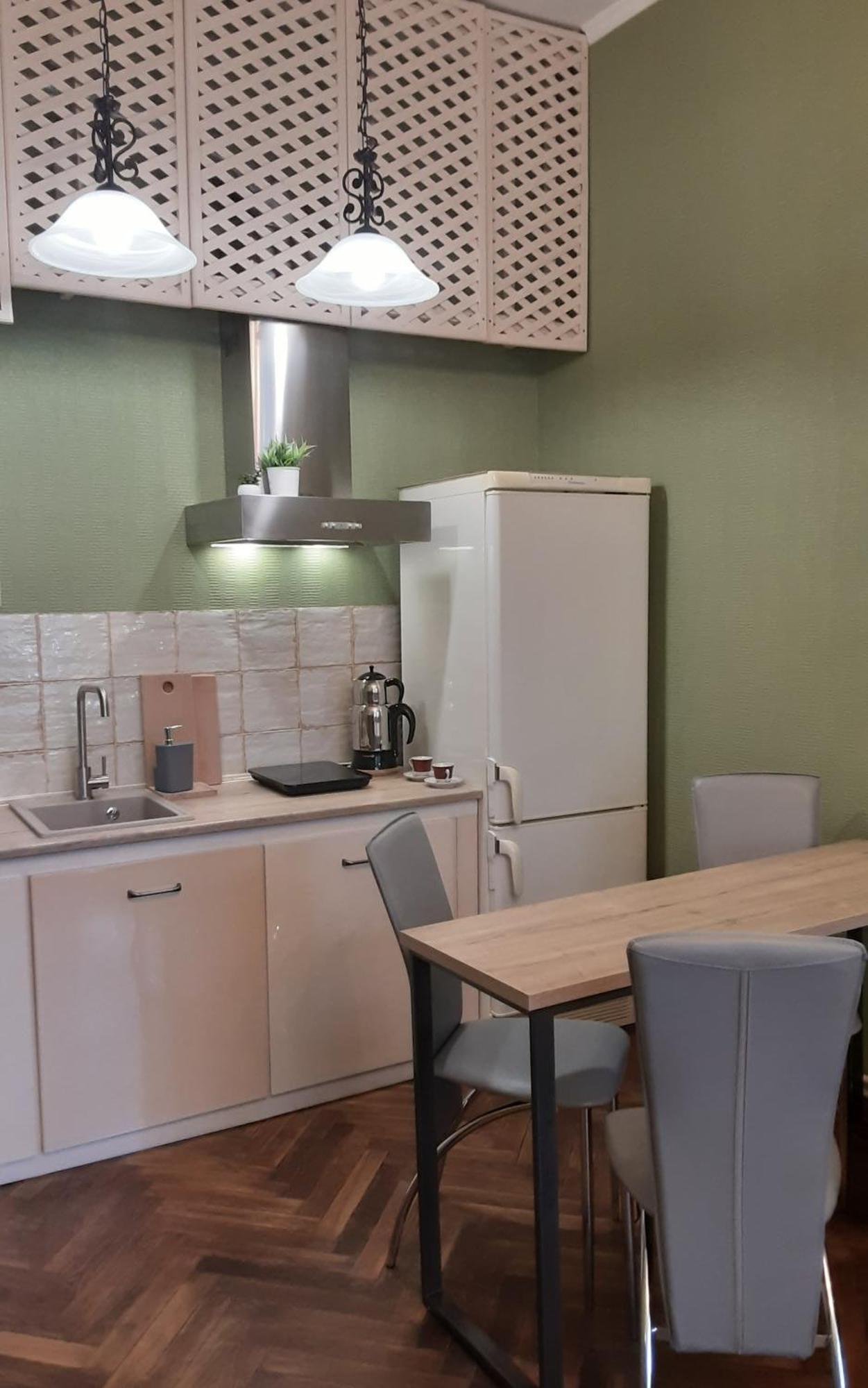 Apartment On Yevreis'Ka Street Oldenburg Bagian luar foto